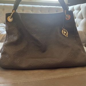 Louis Vuitton bag